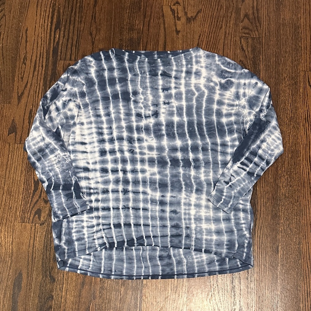 Lululemon Back in Action Long Sleeve